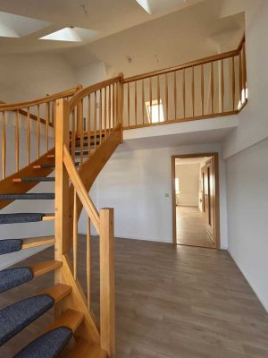 Schöne 4-Zimmer-Maisonette-Wohnung in Karlsruher Weststadt