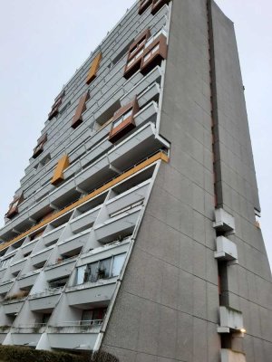 Helle 3-Zimmer Wohnung im 6. OG mit Balkon in Augsburg-Lechhausen