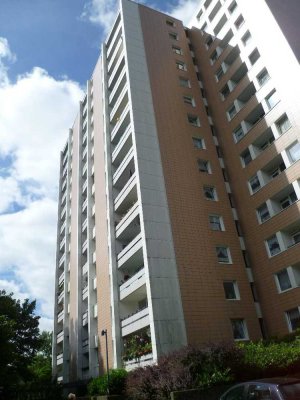 3-Zimmer-Wohnung in Düsseldorf Garath mit großem Balkon