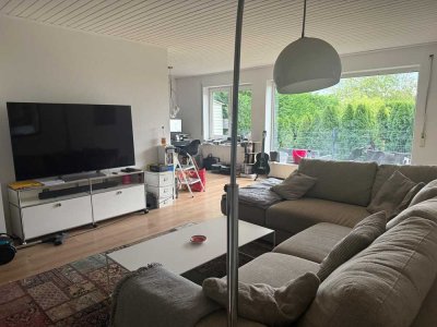Helle 2,5-Zimmer Wohnung mit Garten in Hofheim am Taunus
