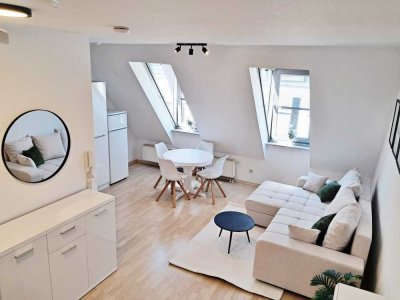 MÖBLIERT - CITY LIFE - MODERNES APARTMENT IN ZENTRALER LAGE