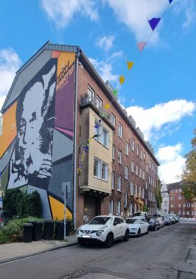 Tolle, renovierte 2 Zi.-Altbau Whg. mit Loggia zu vermieten