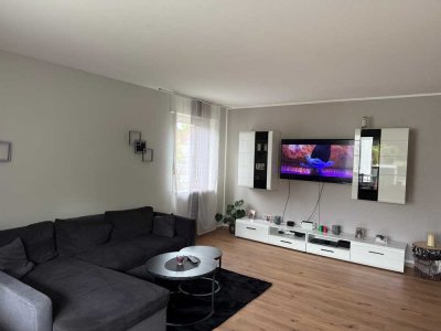 Ersgeschosswohnung mit Garten