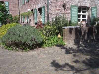 Kleines, modernes 1-Zi.-App. in ruhiger Lage