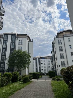 Urbanes Wohnen: 2-Zimmer-Wohnung mit Balkon & Tageslichtbad