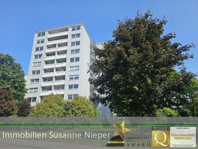 Barrierefreie Eigentumswohnung mit Aufzug, Balkon und auf Wunsch mit Einrichtung – Essen Huttrop