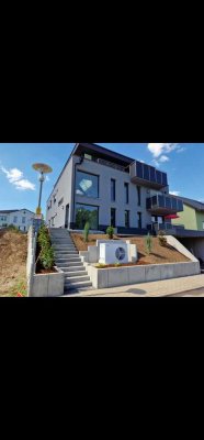 2 Zimmer Wohnung mit Terrasse