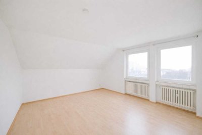 Gebrunn: Attraktive 3,5-Zimmer-Dachgeschosswohnung - gepflegt & bezugsfrei