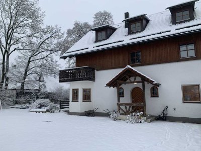 Newly renovated, (un)/furnished family home with big garden in Munich''s North - for up to 4 years