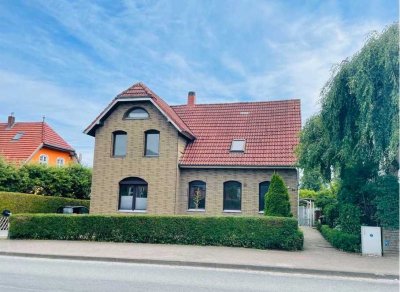 Einfamilienhaus mit Einliegerwohnung in 24966 Sörup