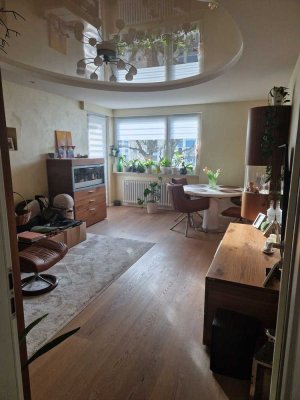 Exklusive 4-Zimmer-Eigentumswohnung mit Balkon & Aufzug  - Top-Lage Nürnberg-Dutzendteich