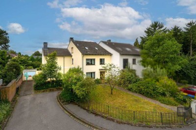 Großzügiges Zweifamilienhaus in ruhiger Sackgassenlage – Perfektes Zuhause für die ganze Familie
