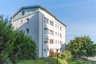 Gepflegte Wohnung mit Balkon und schöner Aussicht