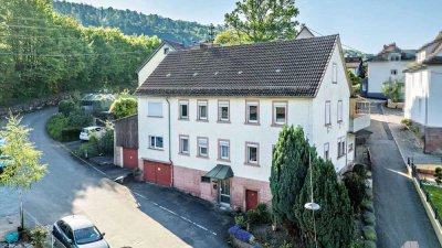 Ideal für engagierte Handwerker - Zweifamilienhaus in Neckargerach