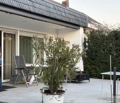 Barrierearmer, top Bungalow, gepflegt, Sackgasse, Vollkeller, 2 Garagen