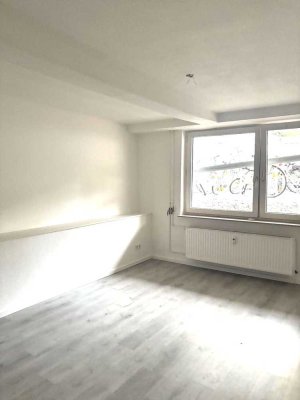 Saniertes Souterrainappartement in Köln Sürth!