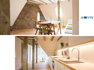 Traumhafte 3-Zimmer-Dachgeschosswohnung in historischer Burg Bachem mit Designermöbeln