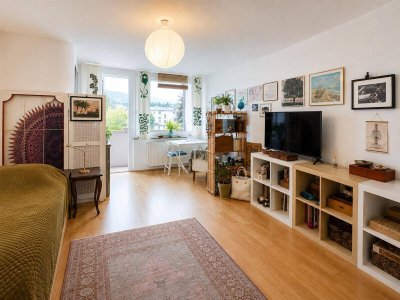 Anlage: Vermietete Garconniere mit Gaisbergblick, Loggia und TG-Stellplatz