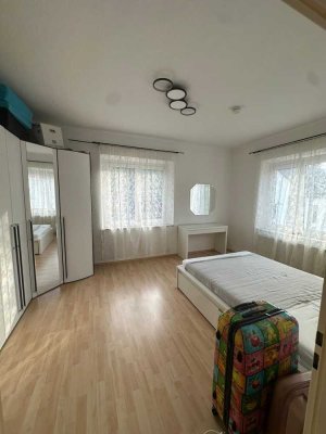 Freundliche, modernisierte 2-Zi-Altbau--Wohnung in Kempten (Allgäu)