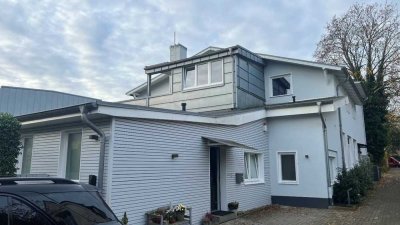 Elegante 3-Zimmer-Endetagenwohnung – kernsaniert & lichtstark in beliebter Lage