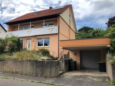 Großzügiges Einfamilienhaus mit Einliegerwohnung in Remchingen