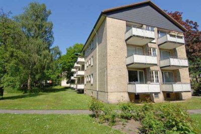 Grünes Niendorf - 1-Zi.-Singlewohnung mit Loggia, Einbauküche und Vollbad
