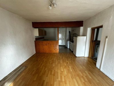 *provisionsfrei* 2-Zimmer-Wohnung in charmantem Wohnhaus