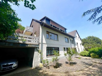 Eigennutzung, Kapitalanlage oder beides? Modernisiertes EFH und MFH mit großem Grundstück in Remagen