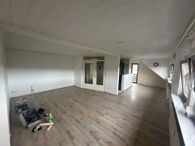Helle 3-Zimmer Wohnung in Linsengericht mit Küche, 2x Balkon und Stellplatz