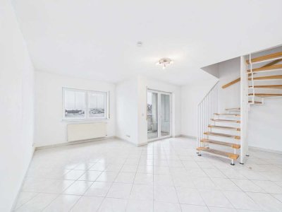 Lichtdurchflutete 5-Zimmer-Maisonette mit Fernblick, zwei Balkonen und Stellplatz in Frankfurt-Oberr