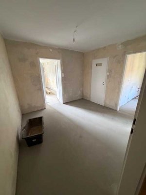 Renovierte 2,5 - Zimmer Wohnung zu vermieten