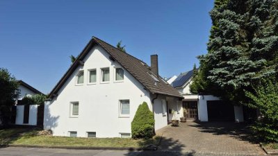 Großzügiges Einfamilienhaus mit Einliegerwohnung in Toplage von Haan