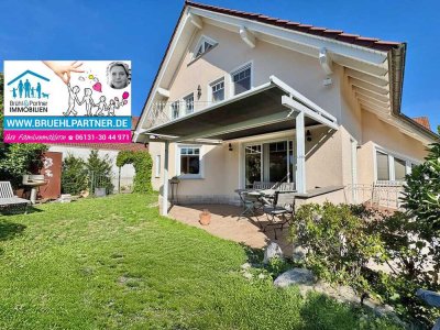 Freistehendes 1-2 Familienhaus mit echter Einliegerwohung... Haus im Haus - genialer Ausblick