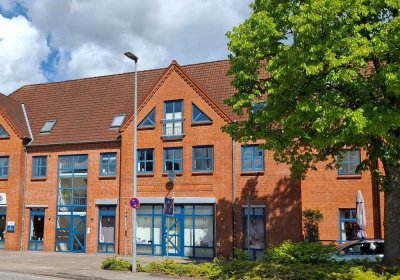 Attraktive 3,5 Zi.-Wohnung im Dachgeschoss mit traumhaftem Blick auf den lnnenhafen Dachausbau mögl.