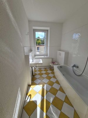 2 Raum Wohnung mit Balkon