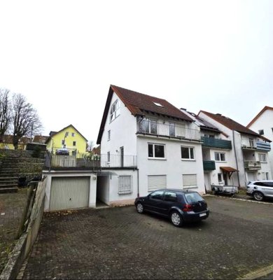 Erstbezug nach Sanierung: Geräumiges, günstiges 7-Raum-Reihenendhaus in Neu Anspach Neu-Anspach