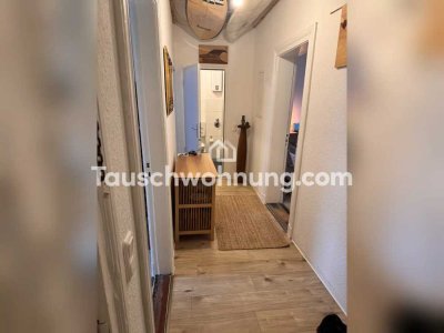 Tauschwohnung: günstige, sanierte 2-Zimmer-Altbauwohnung mit Balkon