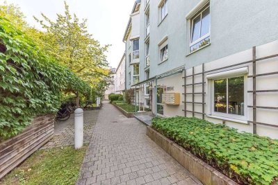 Grundbuch statt Sparbuch! Vermietetes 1-Zimmer-Apartment mit West-Balkon in zentraler Lage