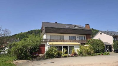 Große Dreizimmerwohnung