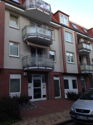 2-Zimmer-Wohnung mit Balkon in der schönen KTV