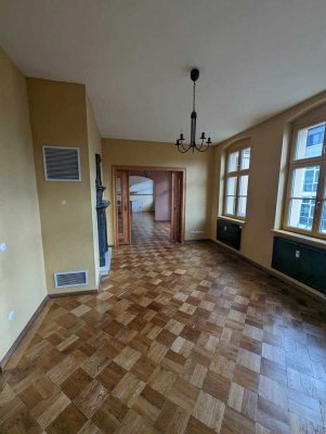 Lichtdurchflutete 6-Zimmer-Wohnung mit gehobener Innenausstattung in Eberswalde