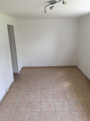 PROVISIONSFREI - Ruhige Ein - Zimmer Wohnung mit Keller in Dreieich/Offenthal
