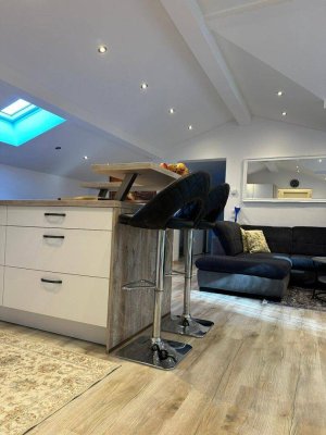 Traumhafte 4-Zimmer Dachgeschosswohnung - Ihr neues Zuhause!