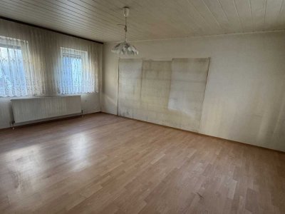 Einfamilienhaus mit kleinem Hof