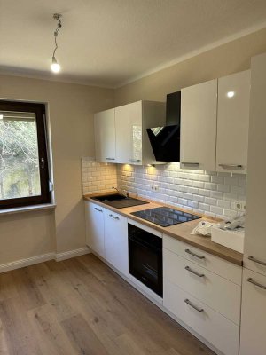 Frisch renovierte 2-ZKB Wohnung ca. 50qm2