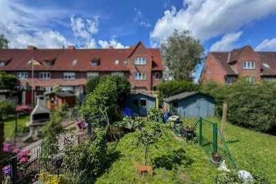 Charmante Erdgeschosswhg. mit Garten und viel Potential in attraktiver Lage von Kiel-Elmschenhagen