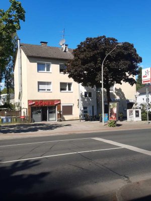 Geräumiges, preiswertes, provisionsfreies 12-Raum-Mehrfamilienhaus in Oberhausen Marienkirche