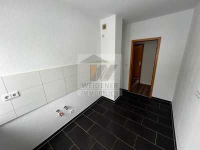 Moderne 4-Zimmer-Wohnung mit Balkon in Gera Langenberg!