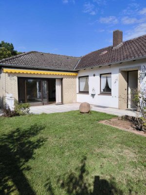 Einfamilienhaus: Großzügiger Winkelbungalow am Klütsüdhang - gepflegtes Zuhause in traumhafter Lage