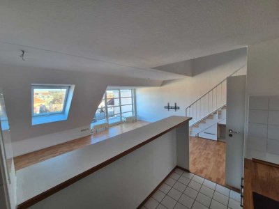 Helle 2-Zimmer-Wohnung mit Balkon in Potsdam